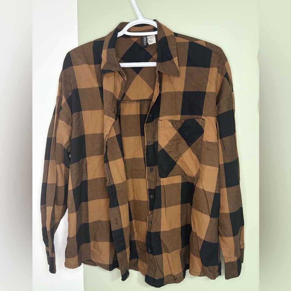 H&M Casual Plaid Shirt in Black and Tan
